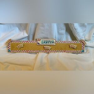 Mary Engelbreit Decorative Cork Strip Bulletin Board Good to Be Queen 14" 2000